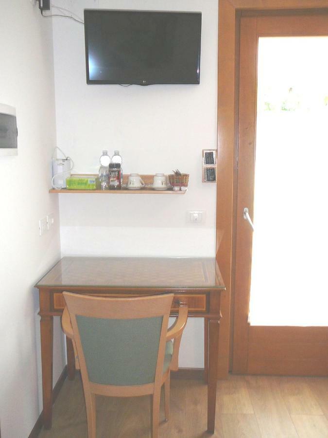Casa Screm - Appartamenti E Camere -Rigolato - Ud Buitenkant foto